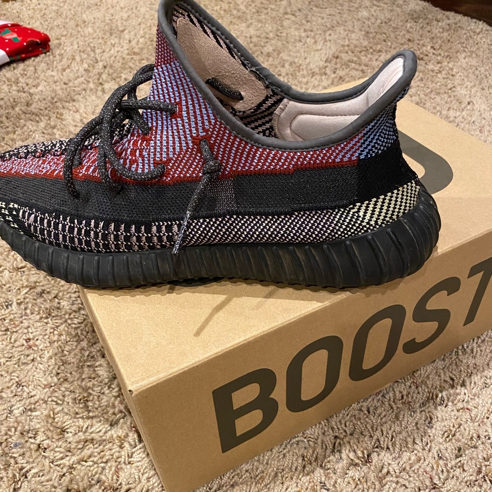 Yeezy Yecheil non reflective